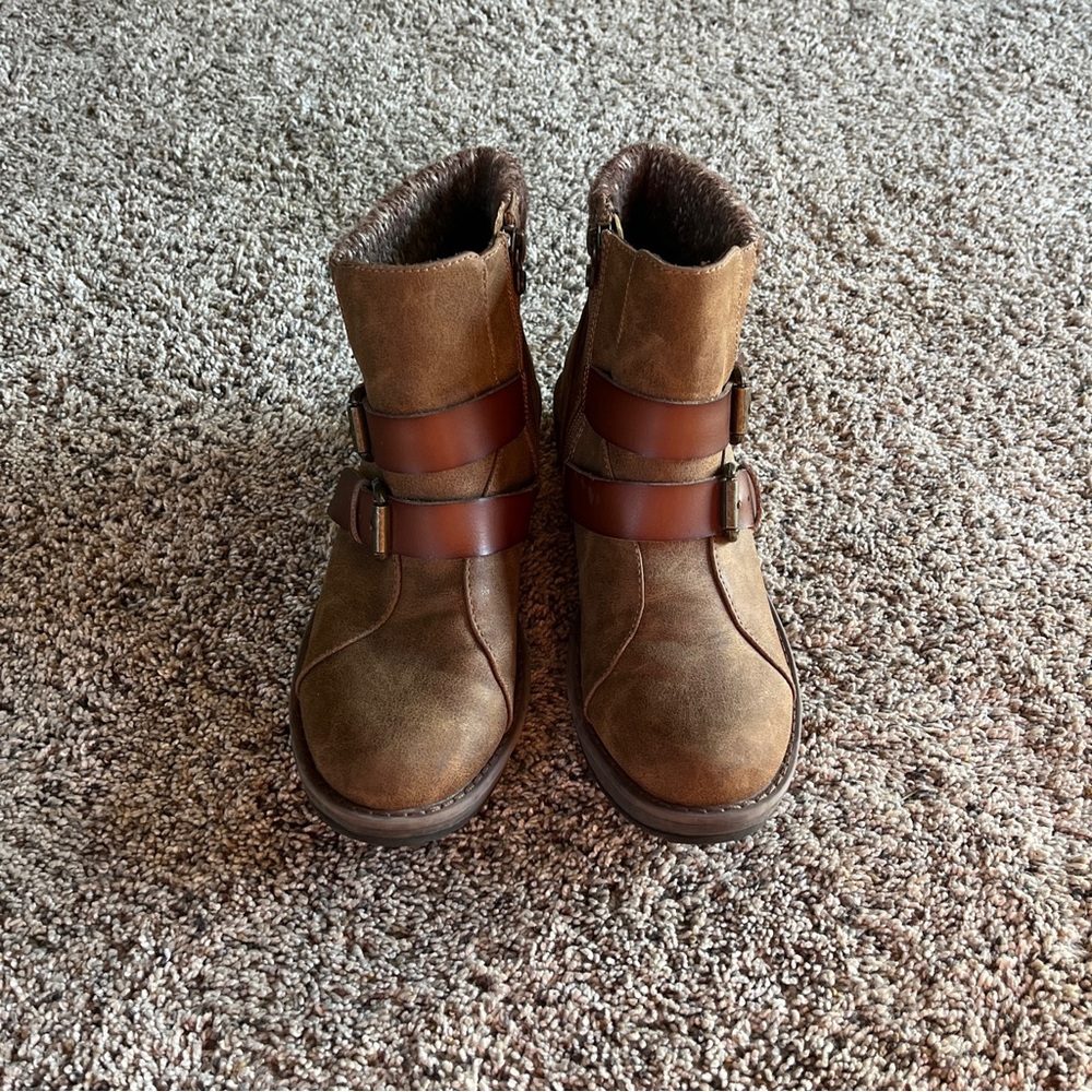 Blowfish Malibu Women's  Brown Ankle Boots Size 7.5 Vegan Leather